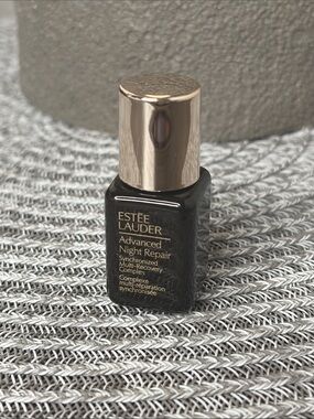 ❤️$4 NWT Estée Lauder Advanced Night Repair